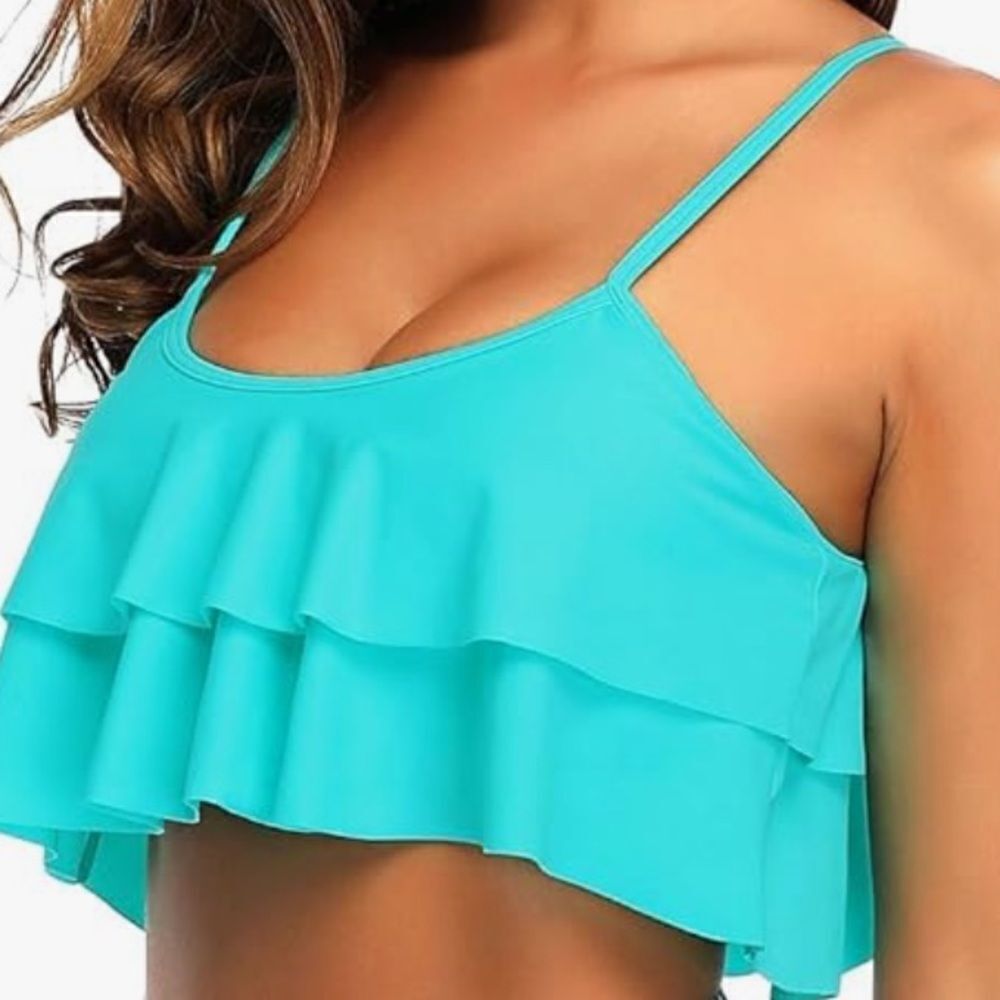 NWT Tempt Me Women’s Turquoise Bikini Tiered Ruffled Swim Top, Size M, NWT
